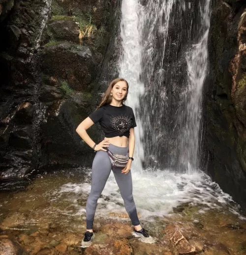 💦 by DevelopmentVast368