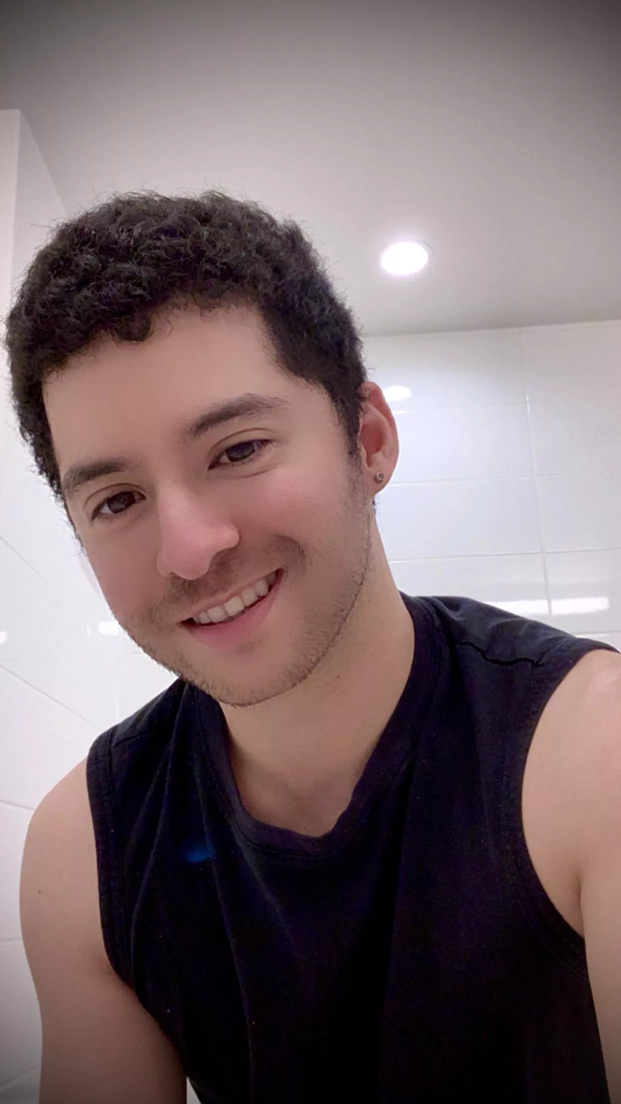 😏 posted by mccola123