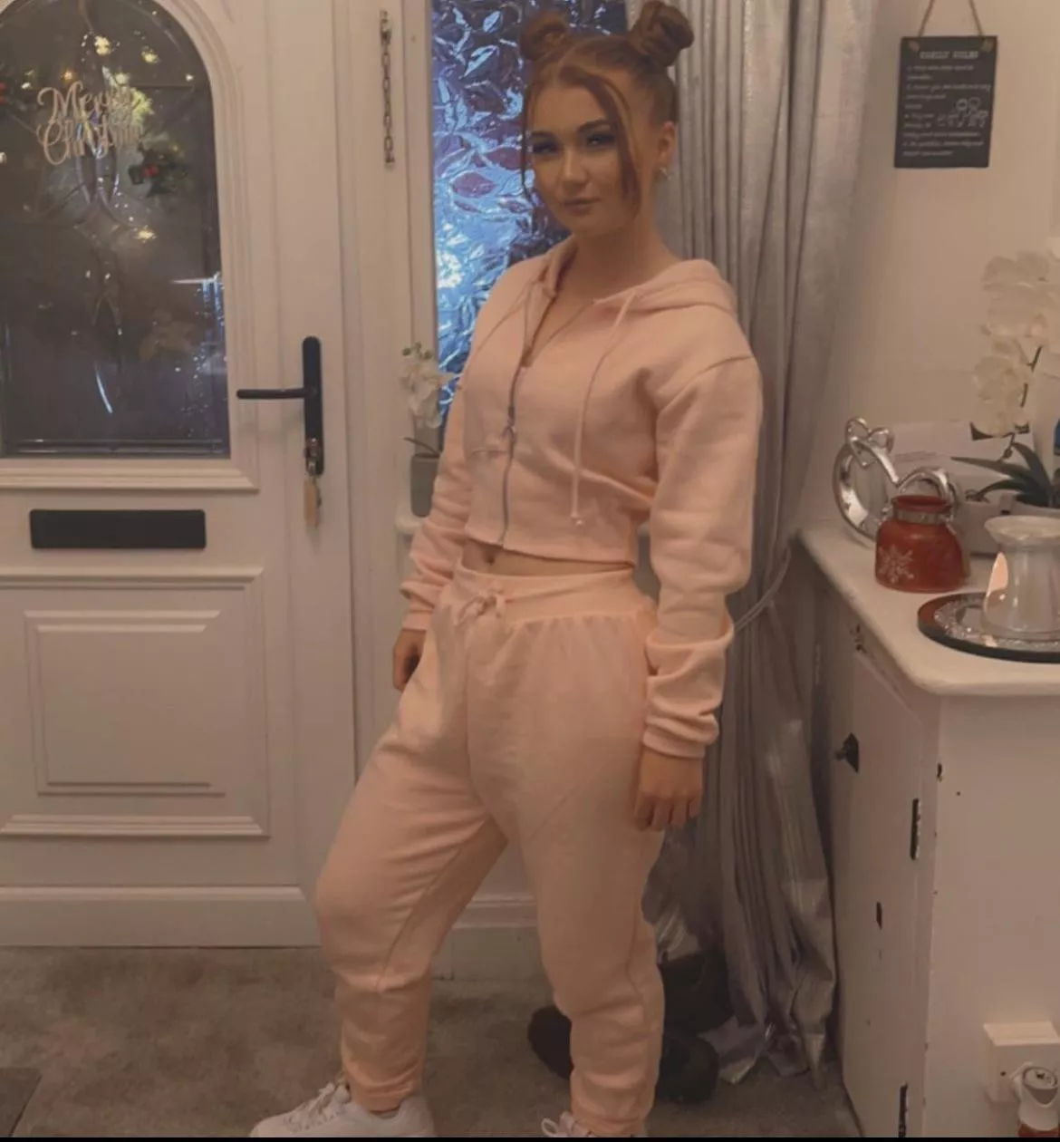 🍑 posted by shishakhalifa