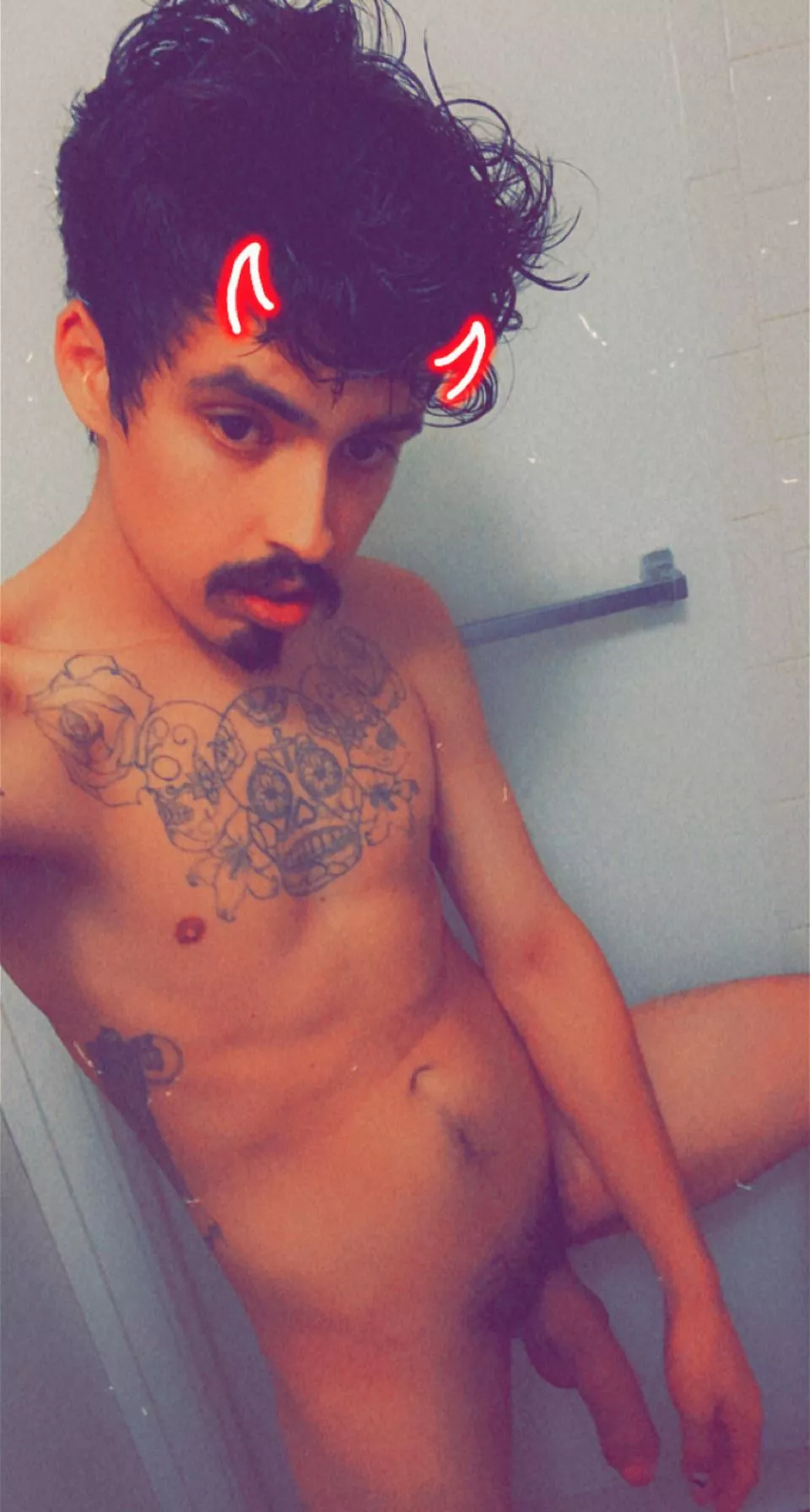 🖤🖤🖤 posted by uuuggglllyyy33