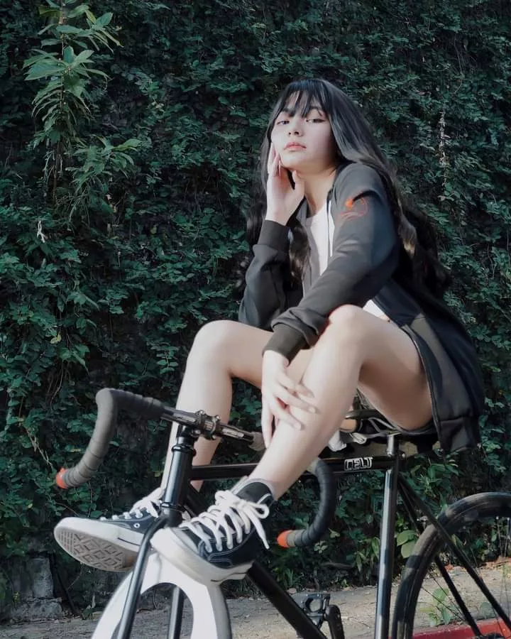 💦 posted by DexieDiazCumTributes