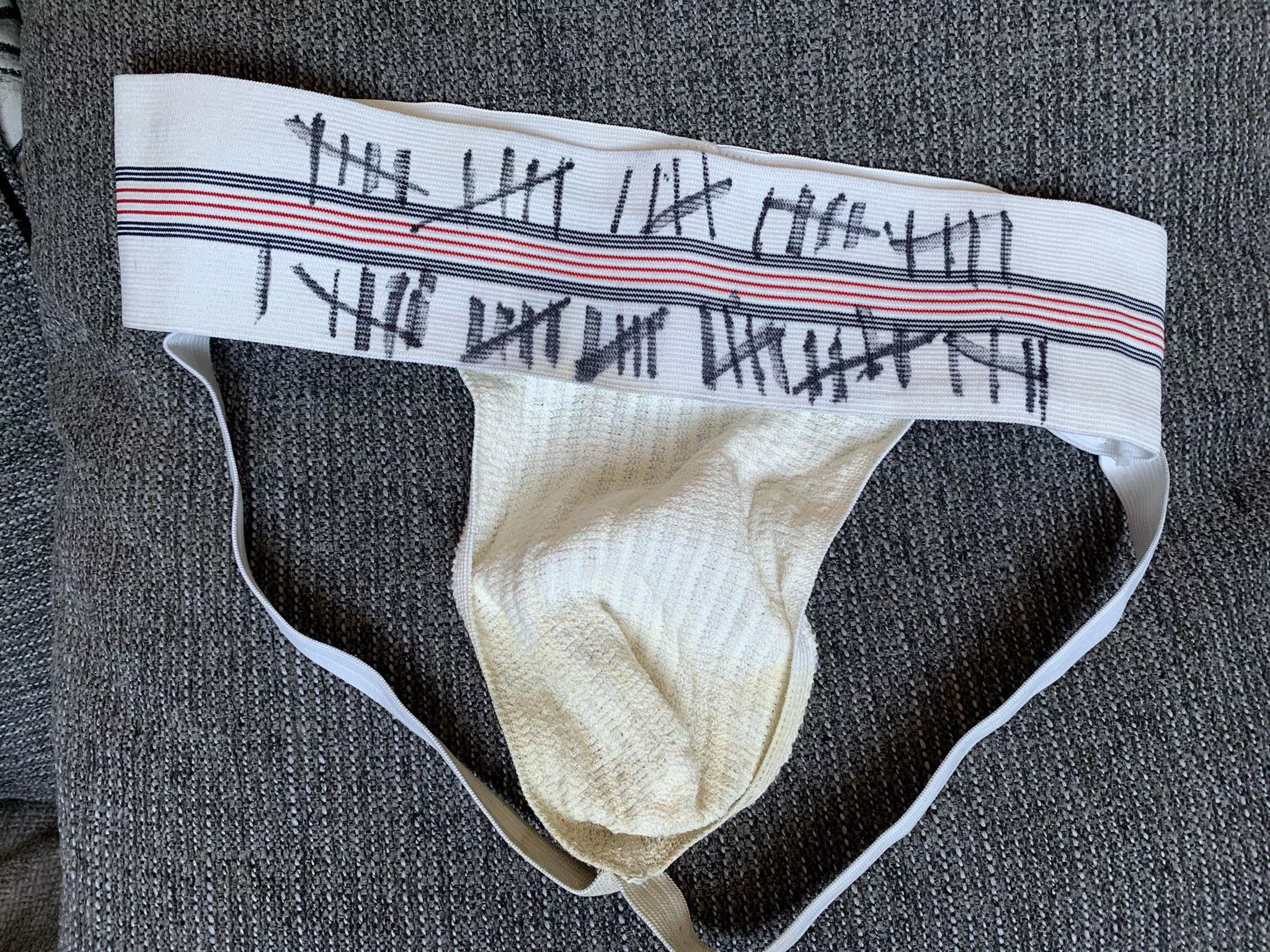 🍆💦💦💦 posted by Str8_Dom_4_Fags