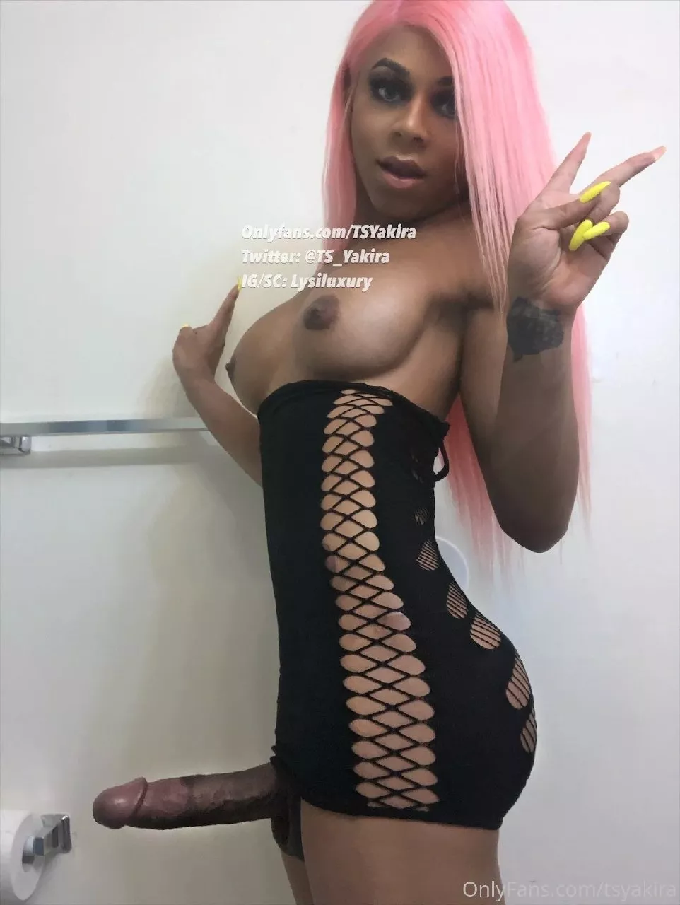 🖤 posted by the_random_hoooman