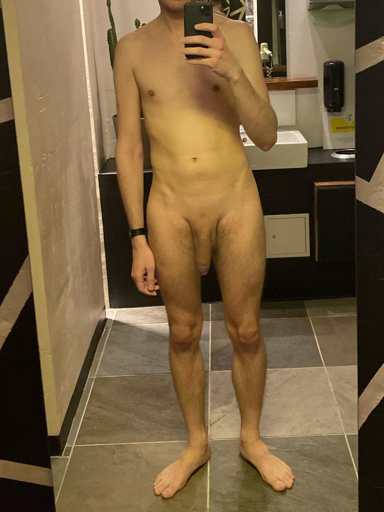 🍆 posted by Optimal_Mountain_118