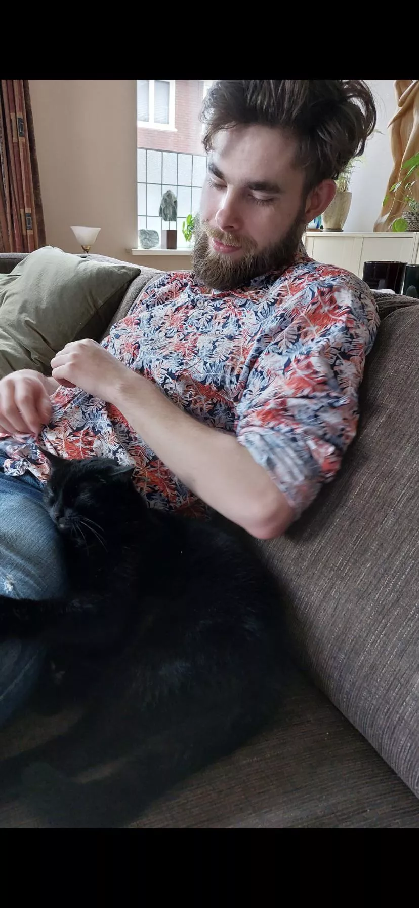 🥰🐈‍⬛ posted by Dungeonsandplants