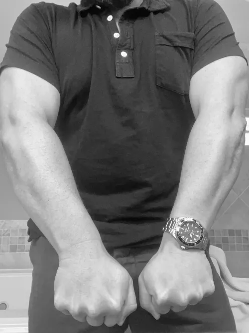 🤗 by nightswimmmer