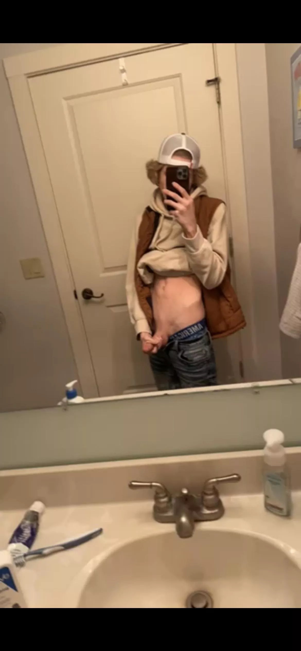 😉😉 posted by DieselbrosXXX