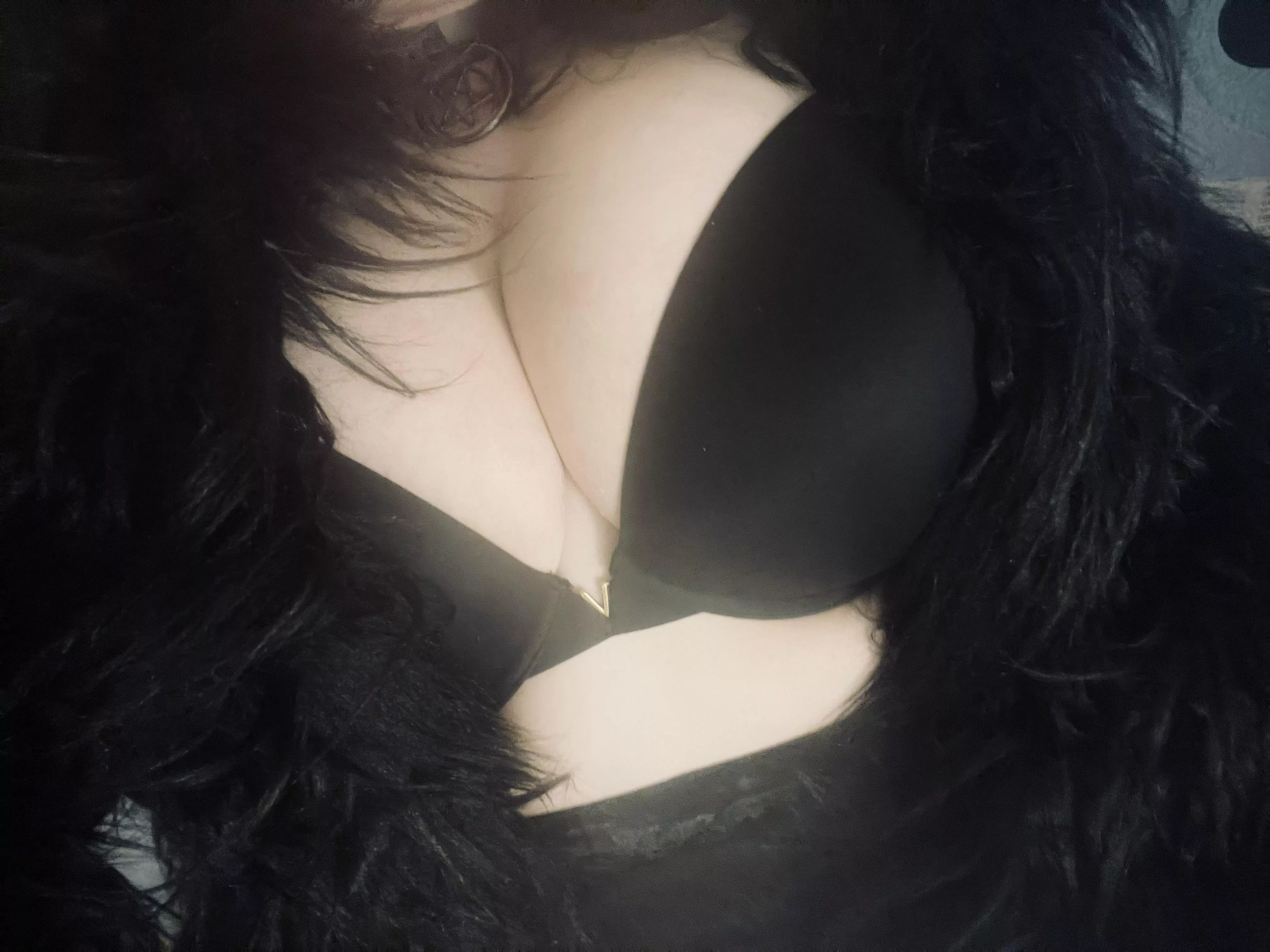 🌚🌚 posted by Impressive_Two9334