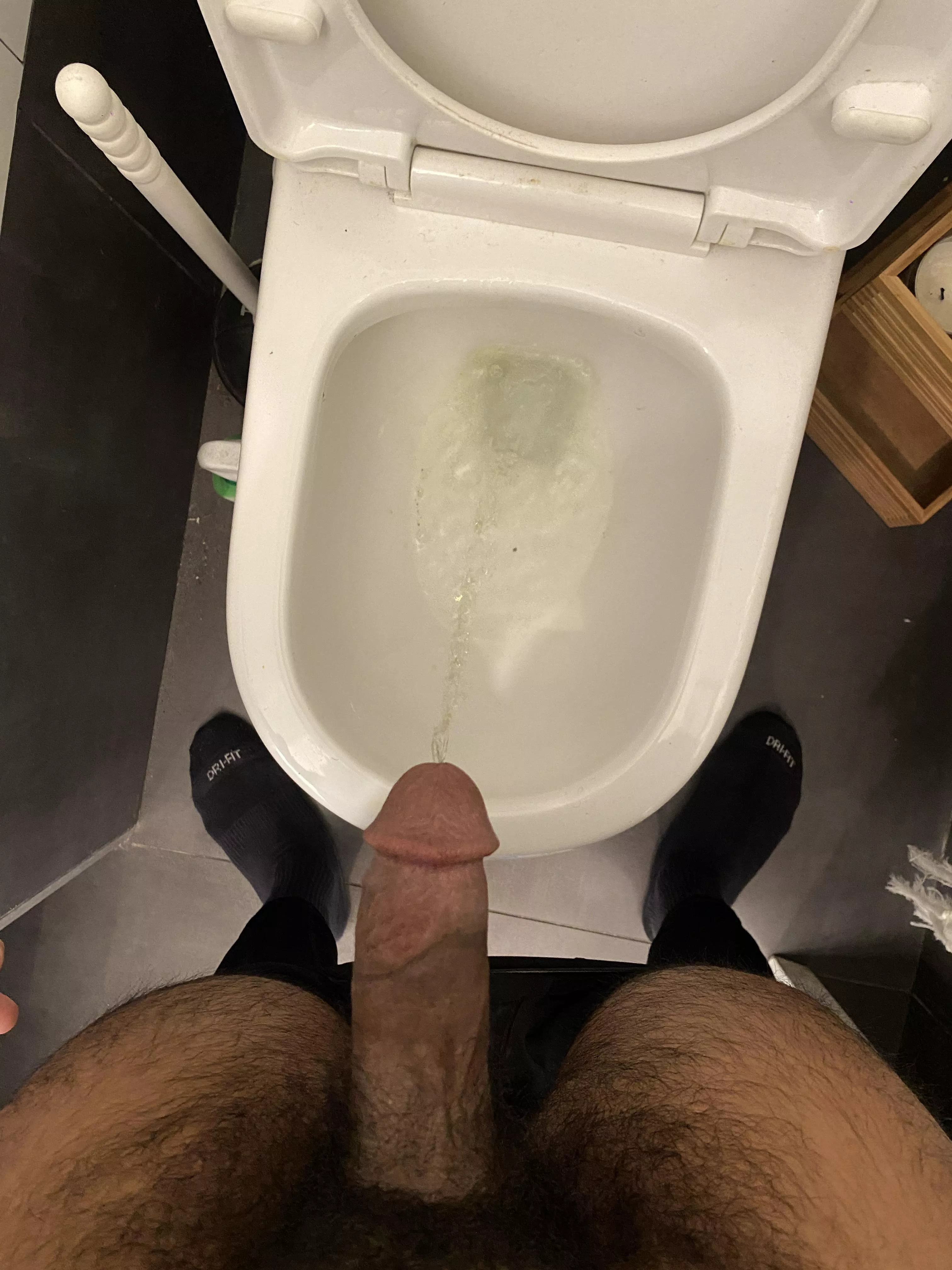 😇 posted by burntends999