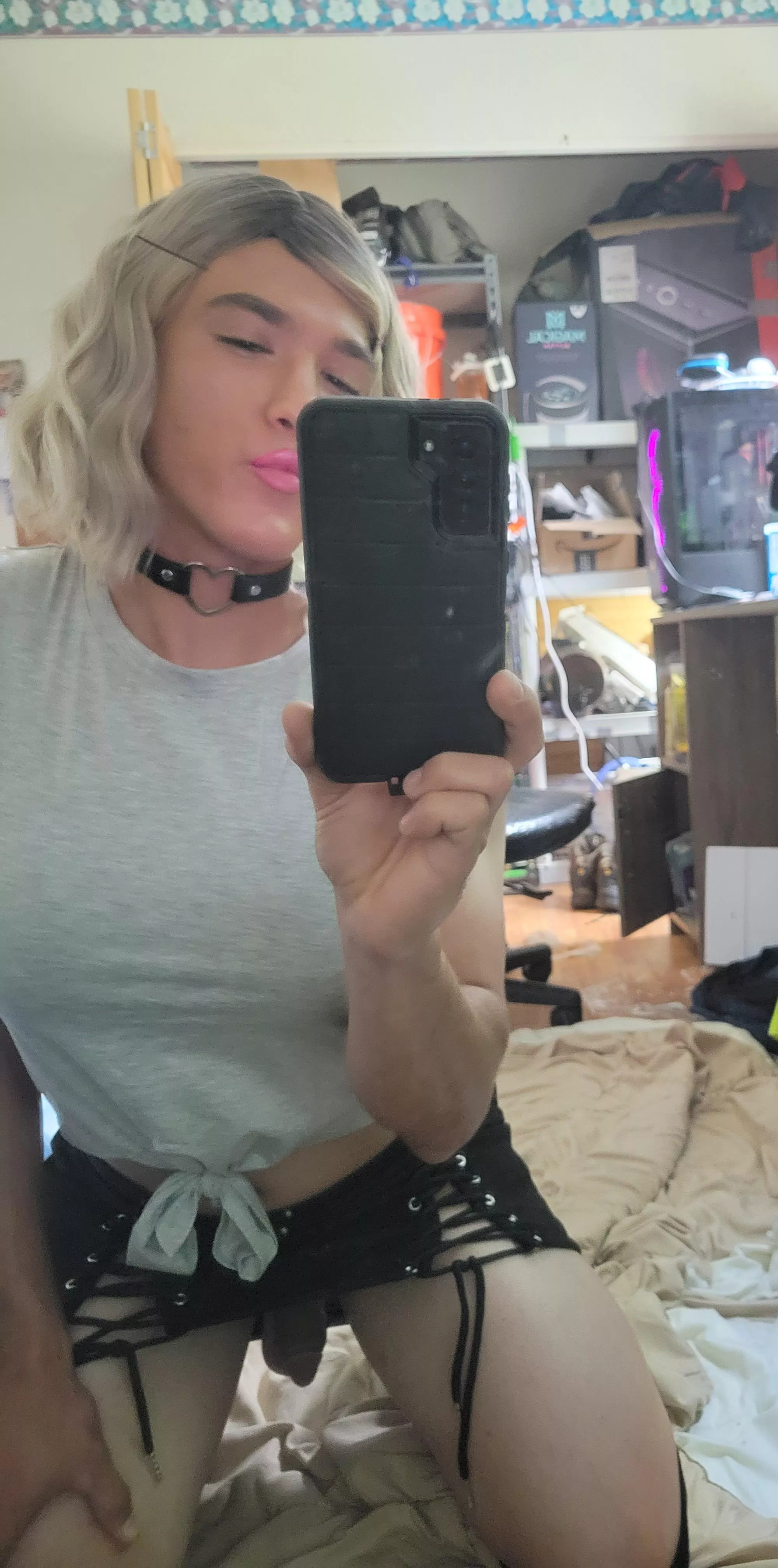 😘 posted by eggeggeggfinn