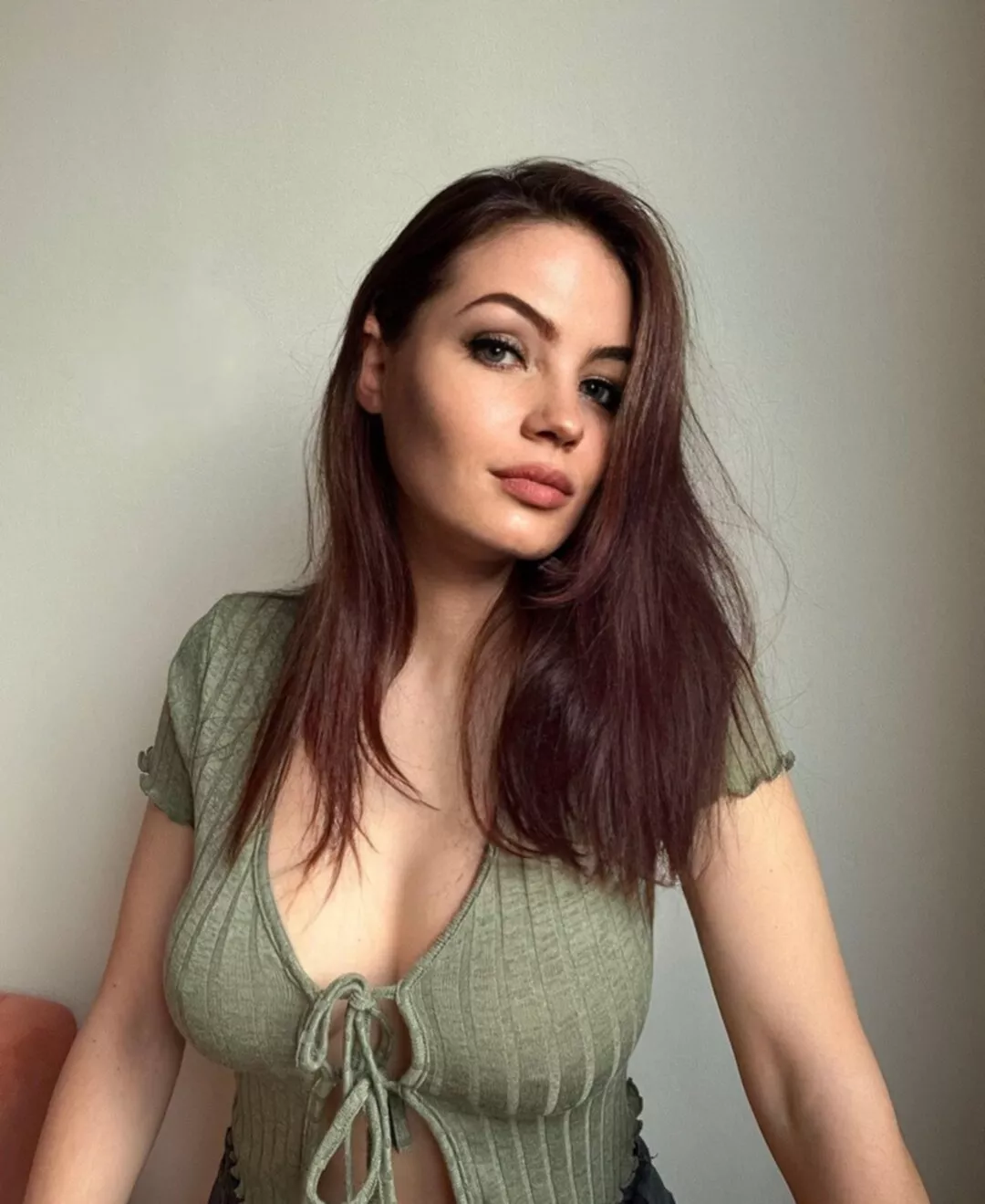 😏😏 posted by Legitimate_Set2514