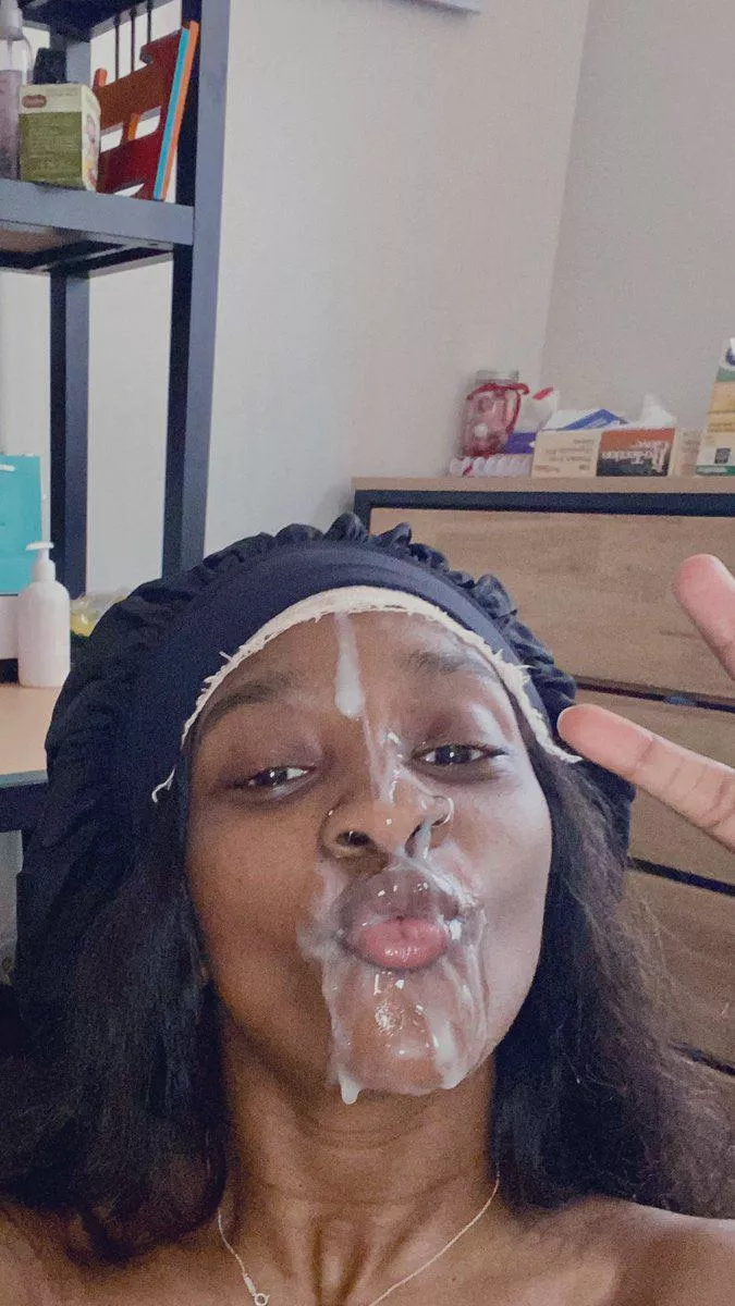 🤓 posted by Gokkunasia