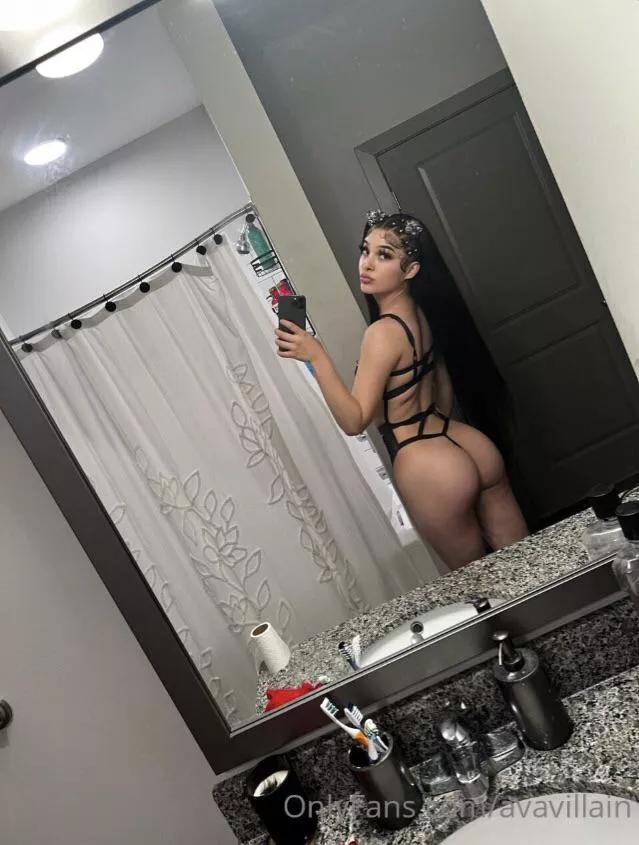 🍑 posted by Noluvtop