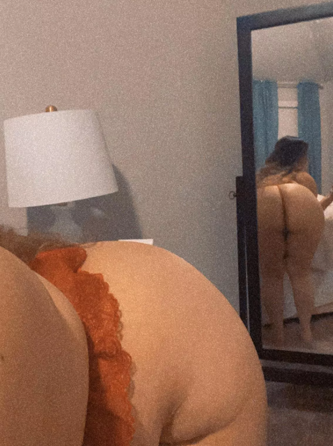 ♥️ posted by thebustiestnurse_og