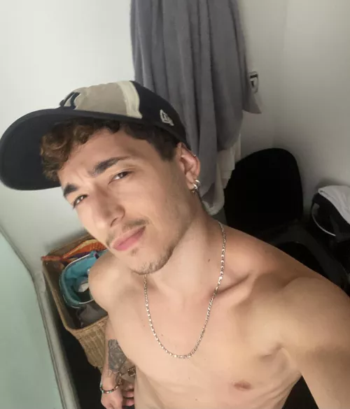 🤟🏻🤟🏻 by twinkn1