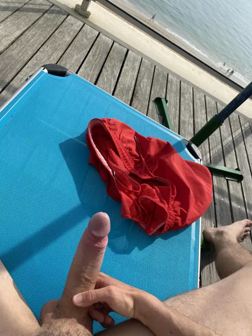 😉 by Emergency-Switch-636