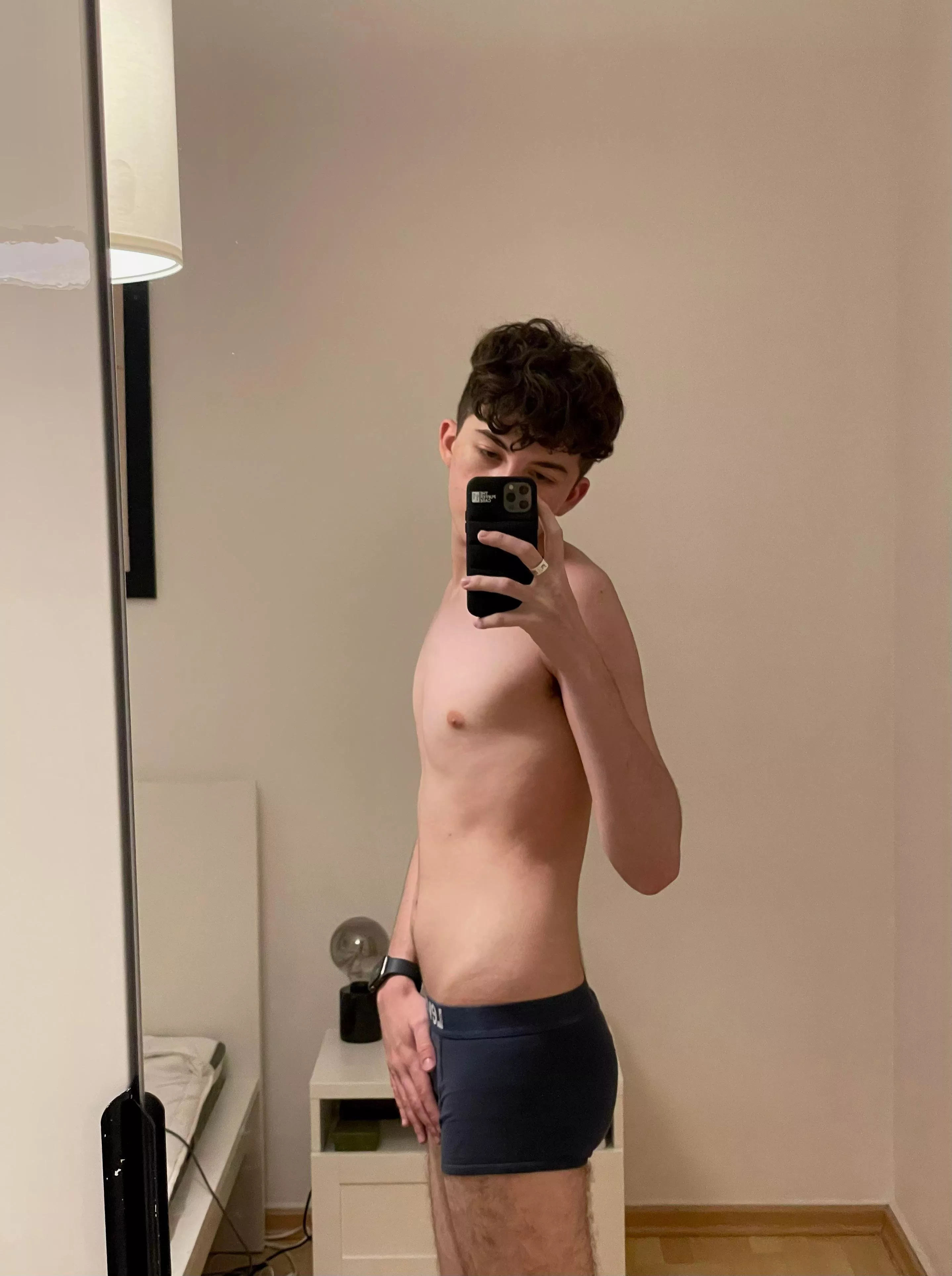 ((((: posted by yarinvss