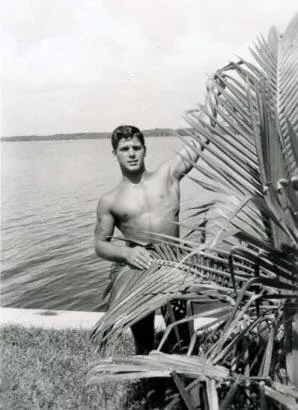 🌴 posted by KKwoodhill