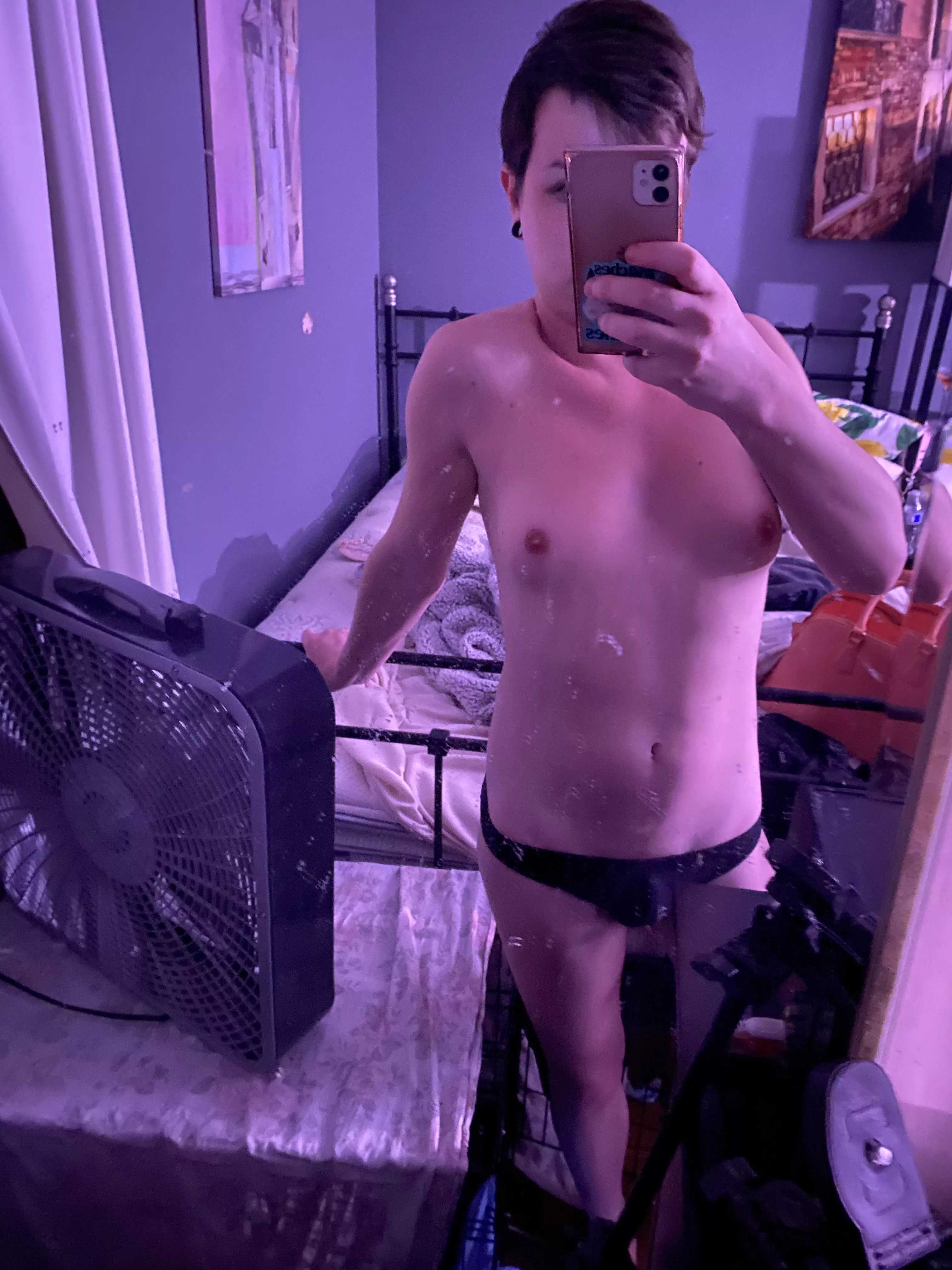 🫣 posted by Maisyn619