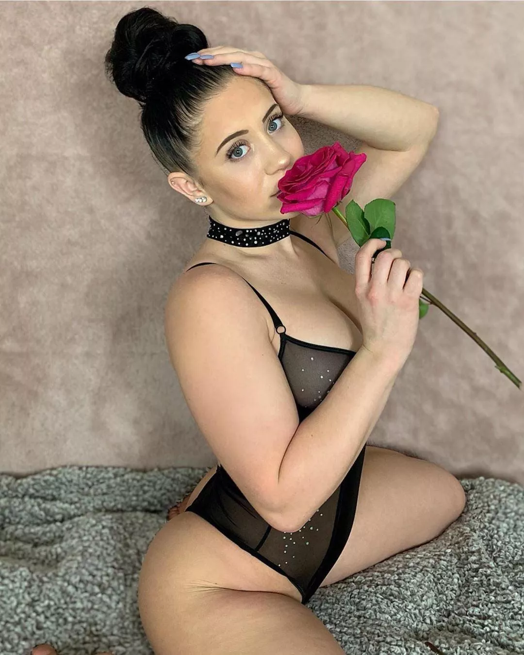 🌹🌹🌹🌹🌹🌹 posted by Hornyexposer1