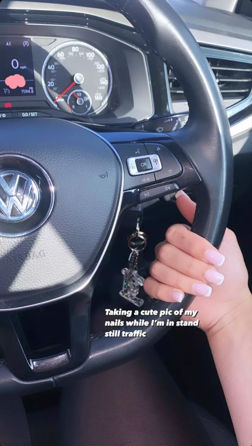 🤪 posted by Charlotte_Newman