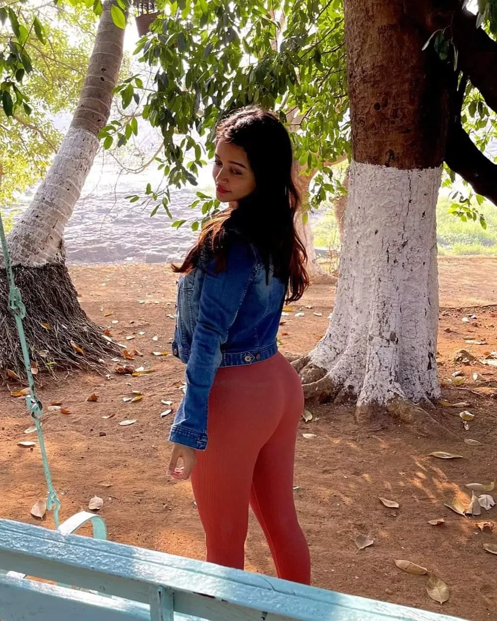 🍑 posted by CAss_Hunt