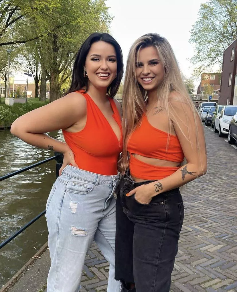 😳 posted by SissyBoyWhore