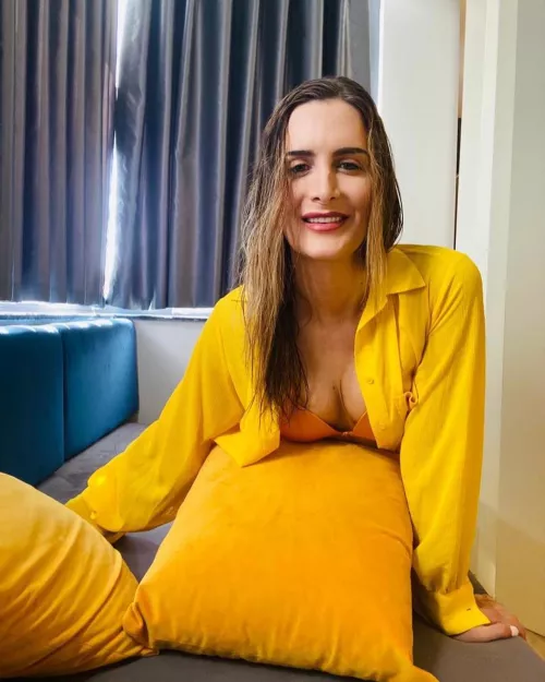 💛💛💛 by transgenderbee_riva