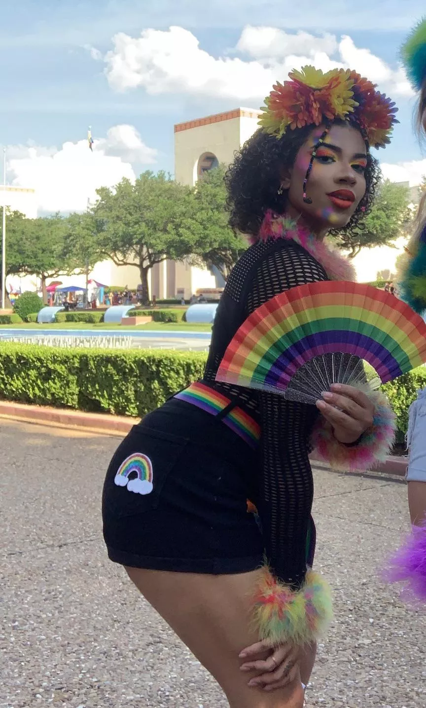 🏳️‍🌈❤️🧡💛💚💙💜 posted by sincerelyjuju_