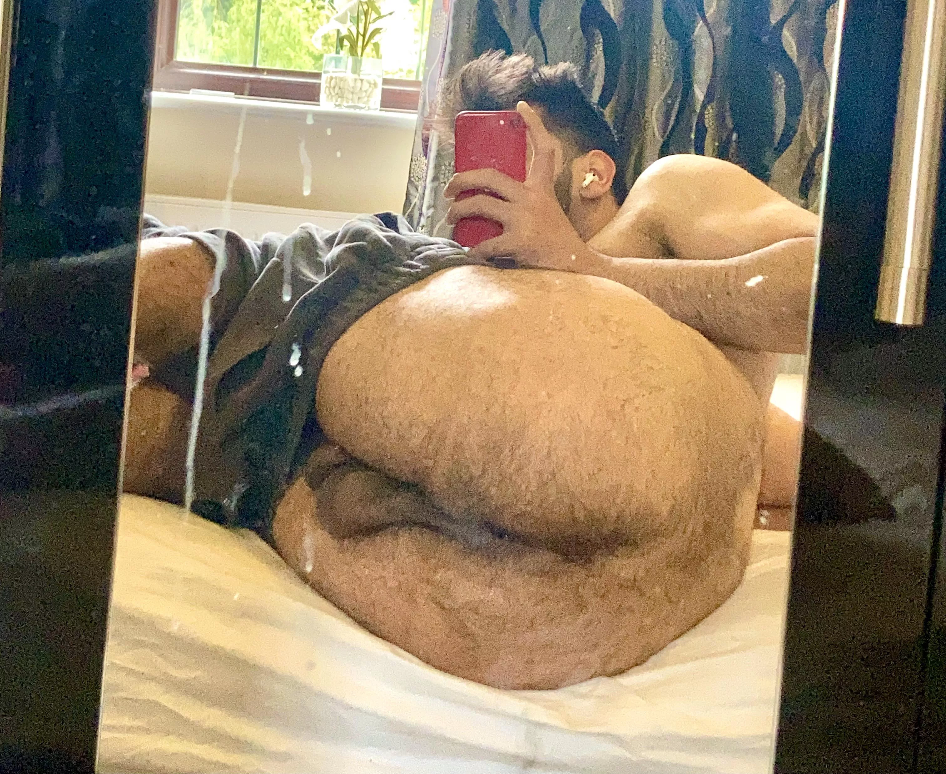 😛 posted by slaymedaddyyy