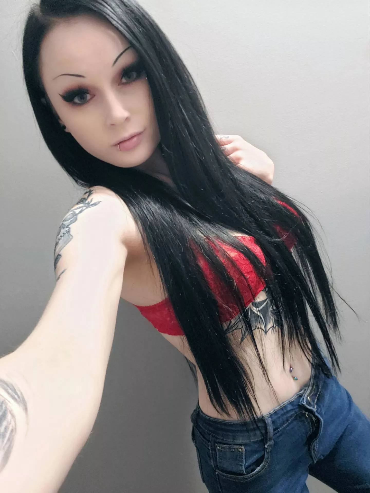 🖤💋 posted by xmissxlilith