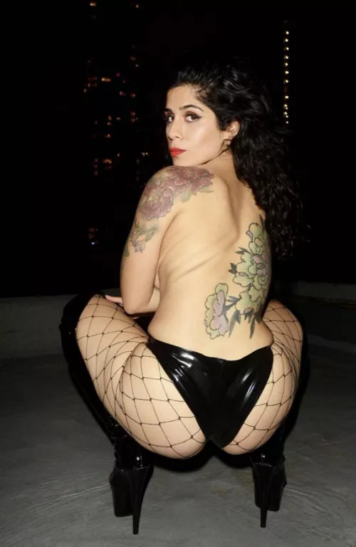 😈😈😈 by mssophiasahara