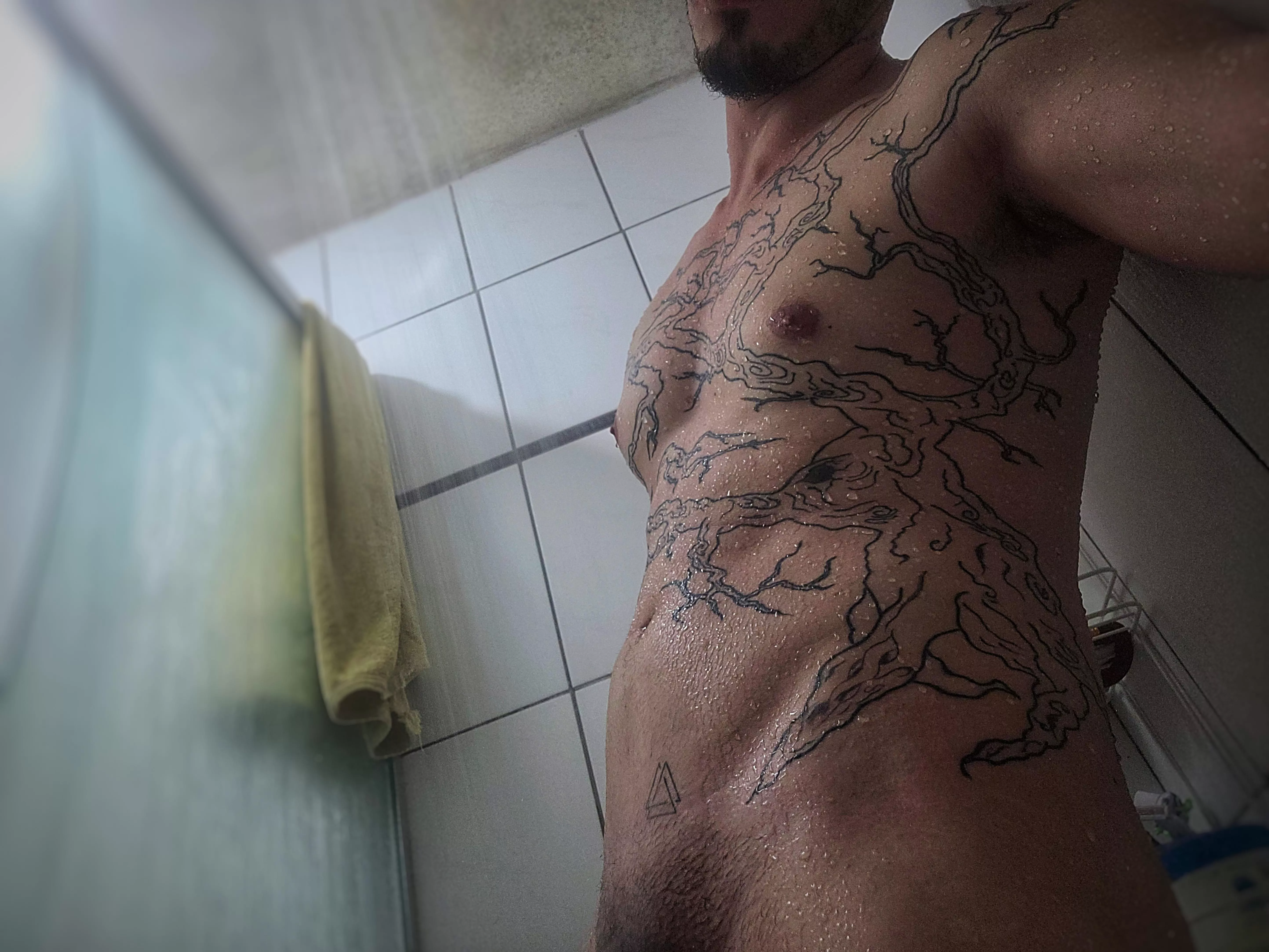 💦💦💦 posted by maslk8