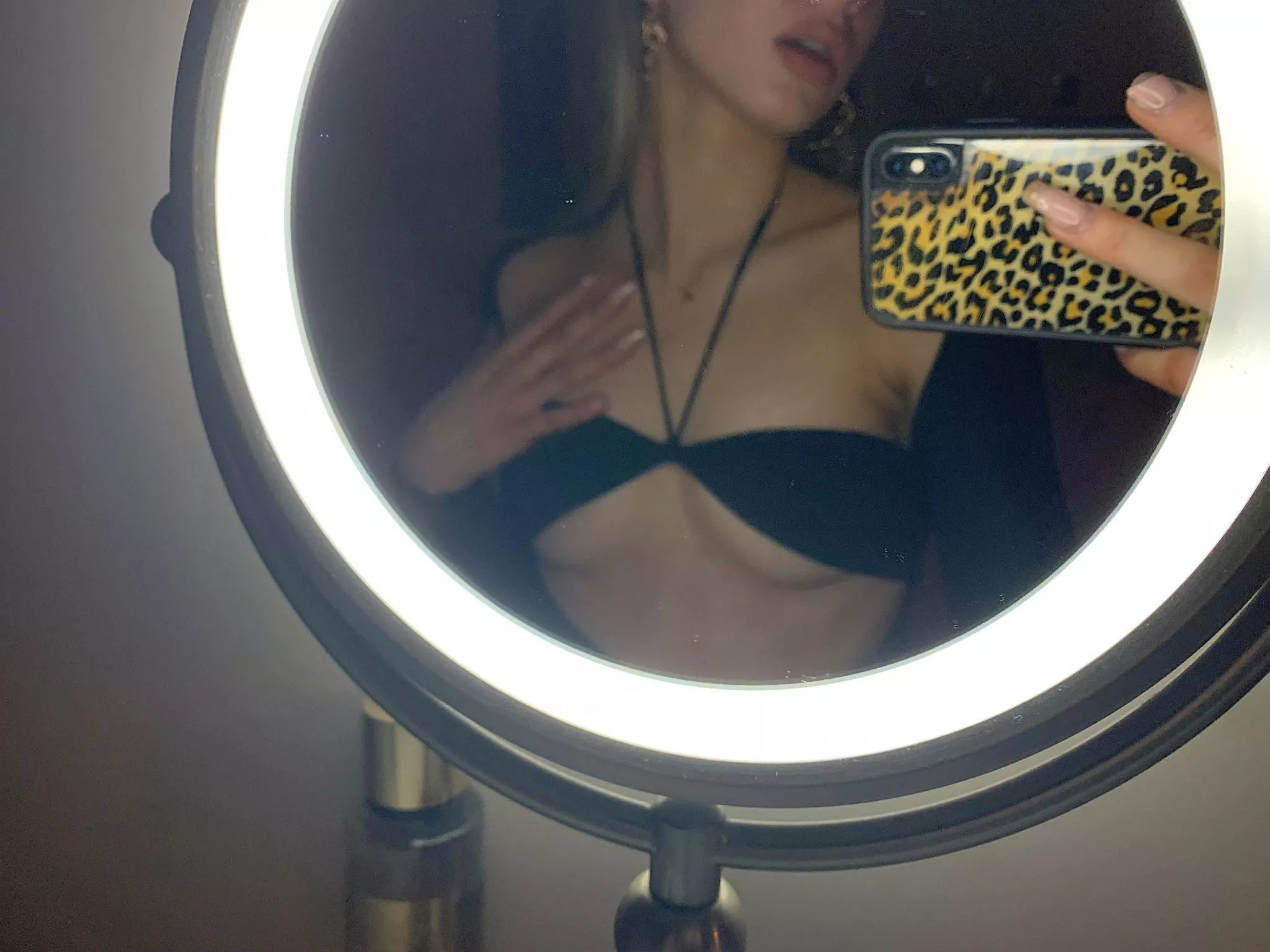 💋 posted by FloozyFeiffer204