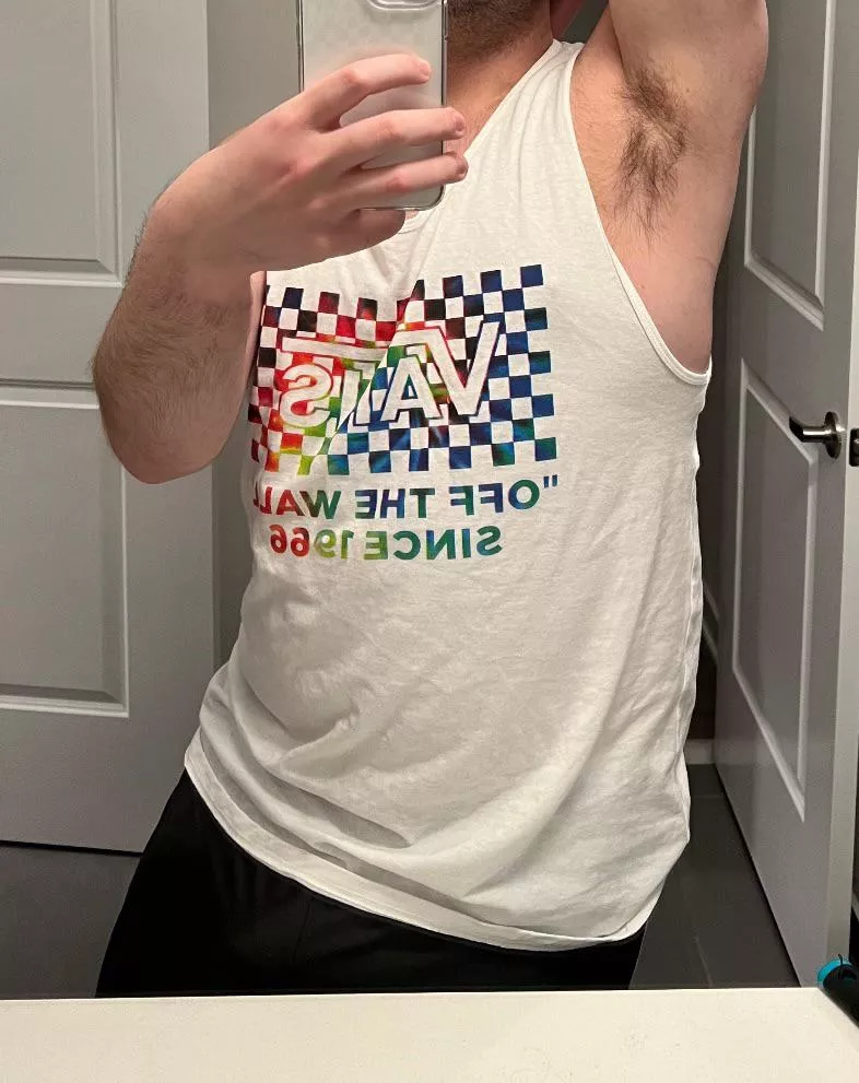 🌈👅😉 posted by bjk0494