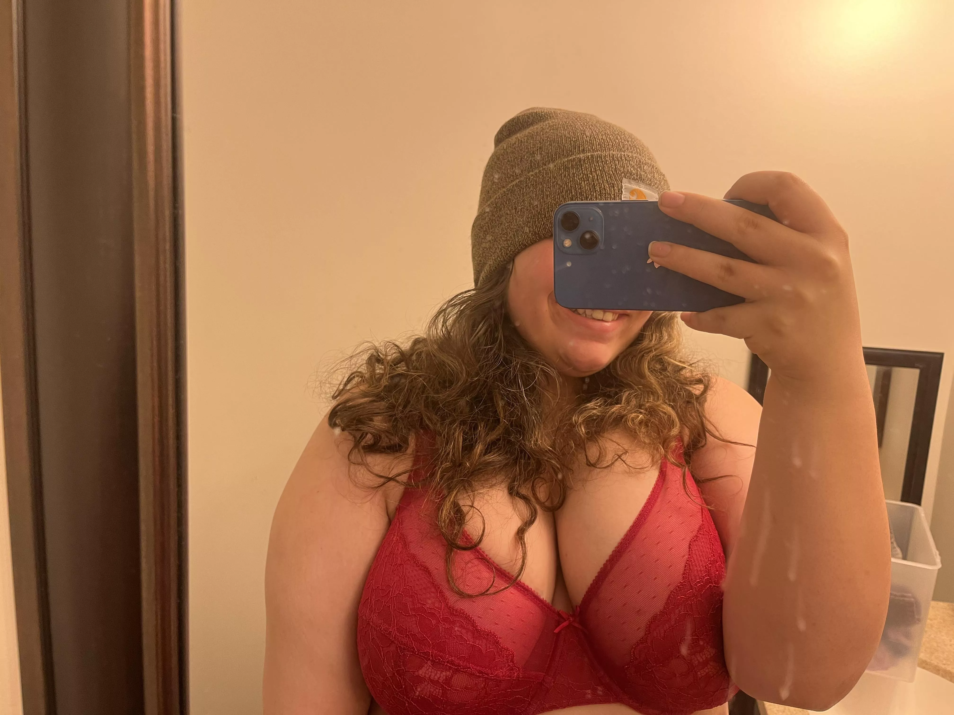 😋🍒 posted by Rehanna03