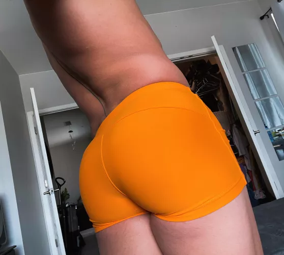 🧡🧡 by dylicious970