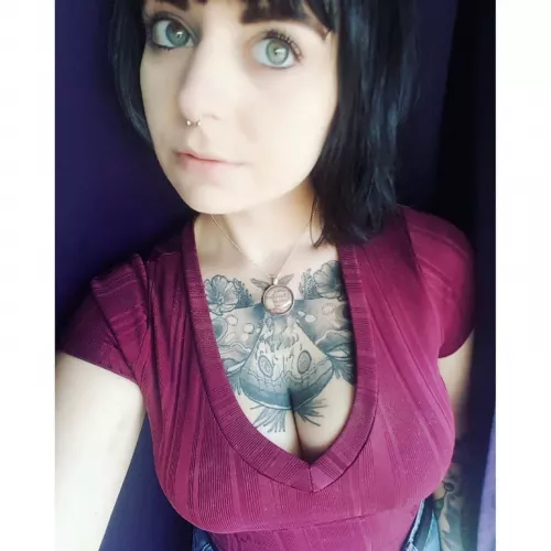 👀👀 by emeliachamplain