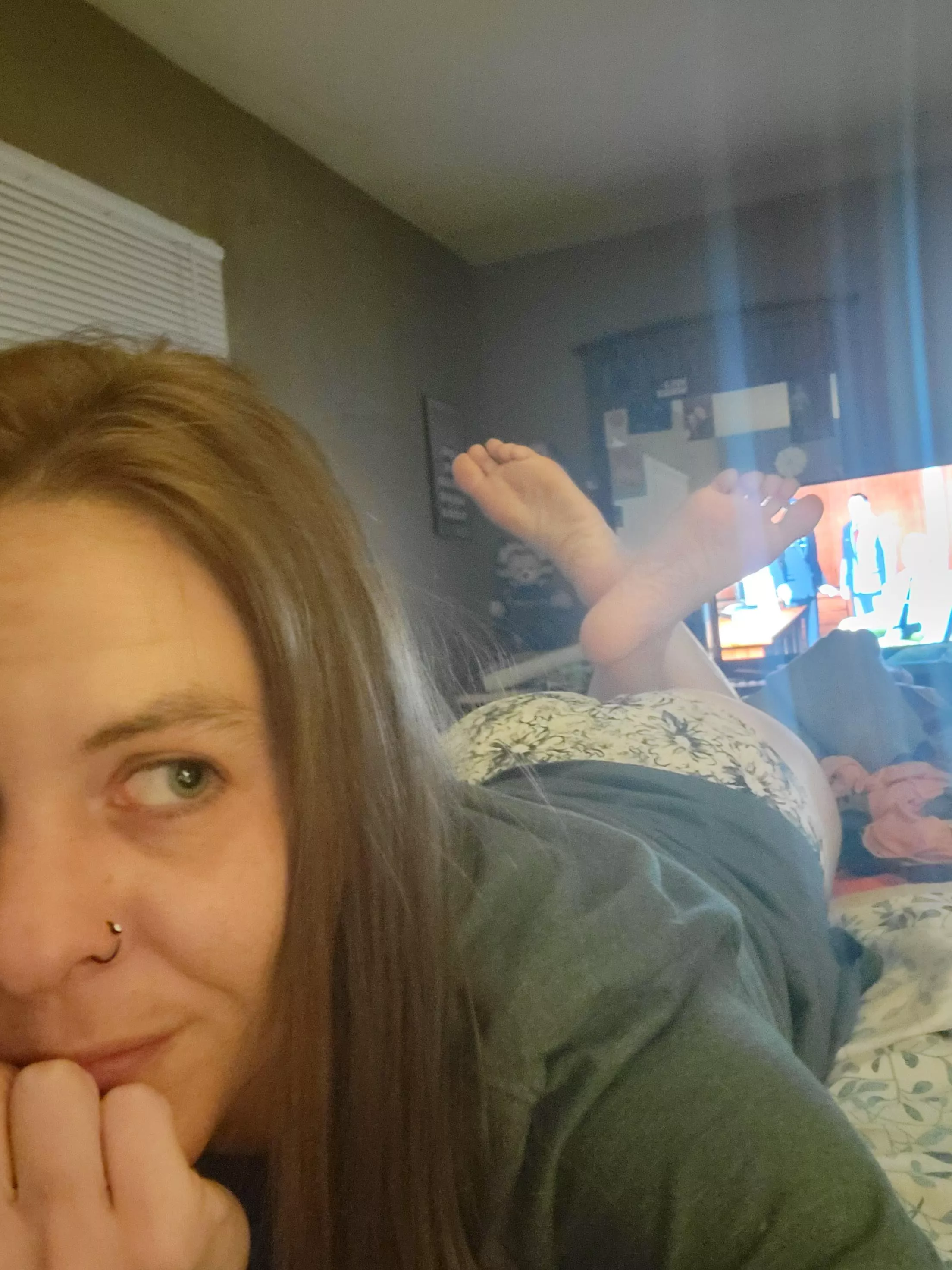 🍑👣 posted by Tictactoe420