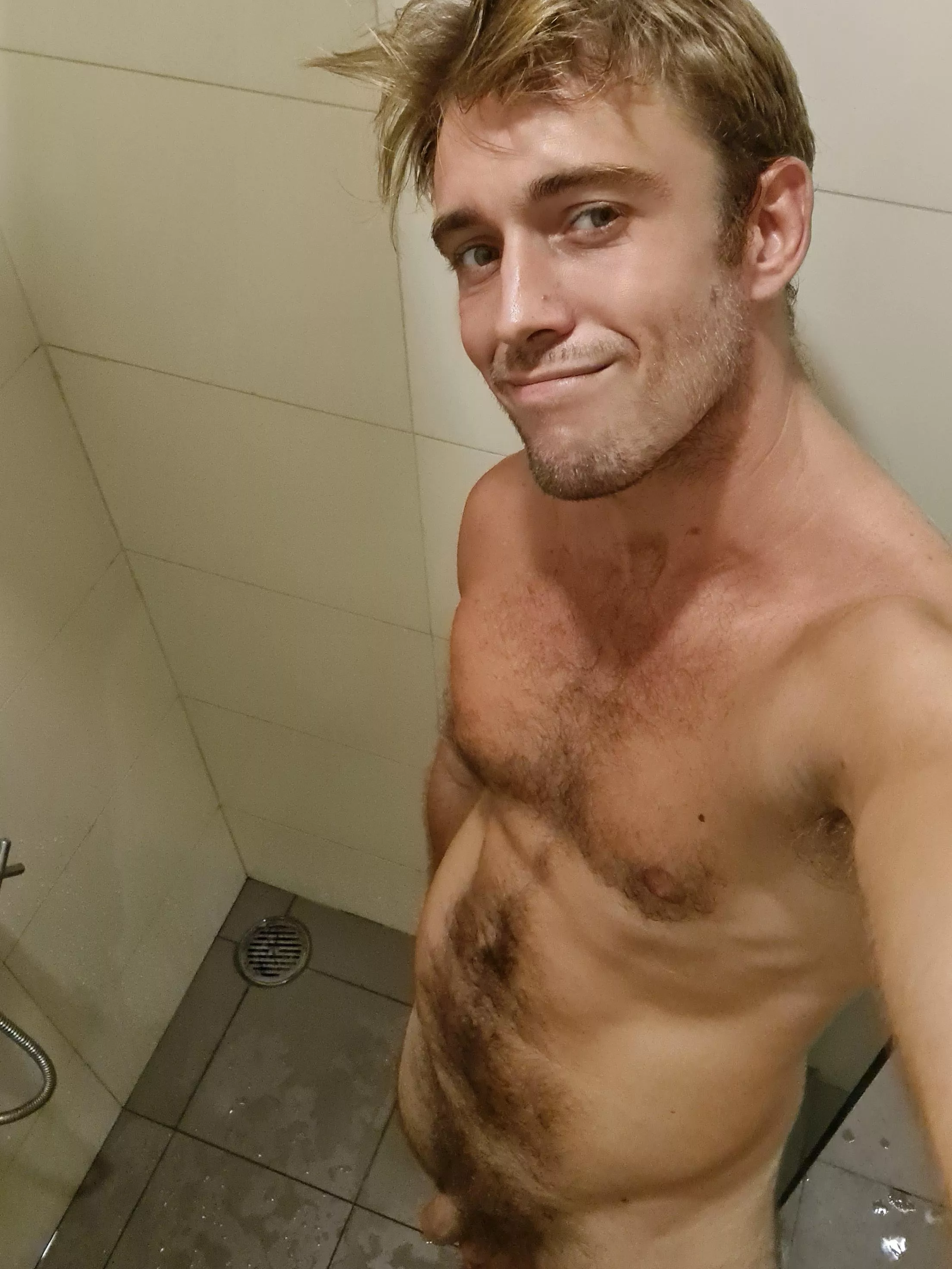 :)) posted by BenUKfriendly