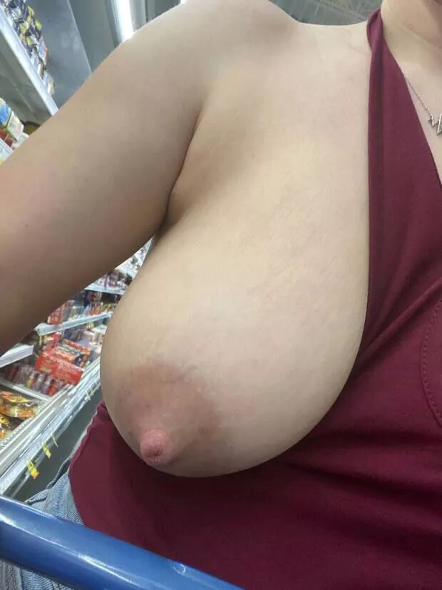 😮 posted by reddtriplex