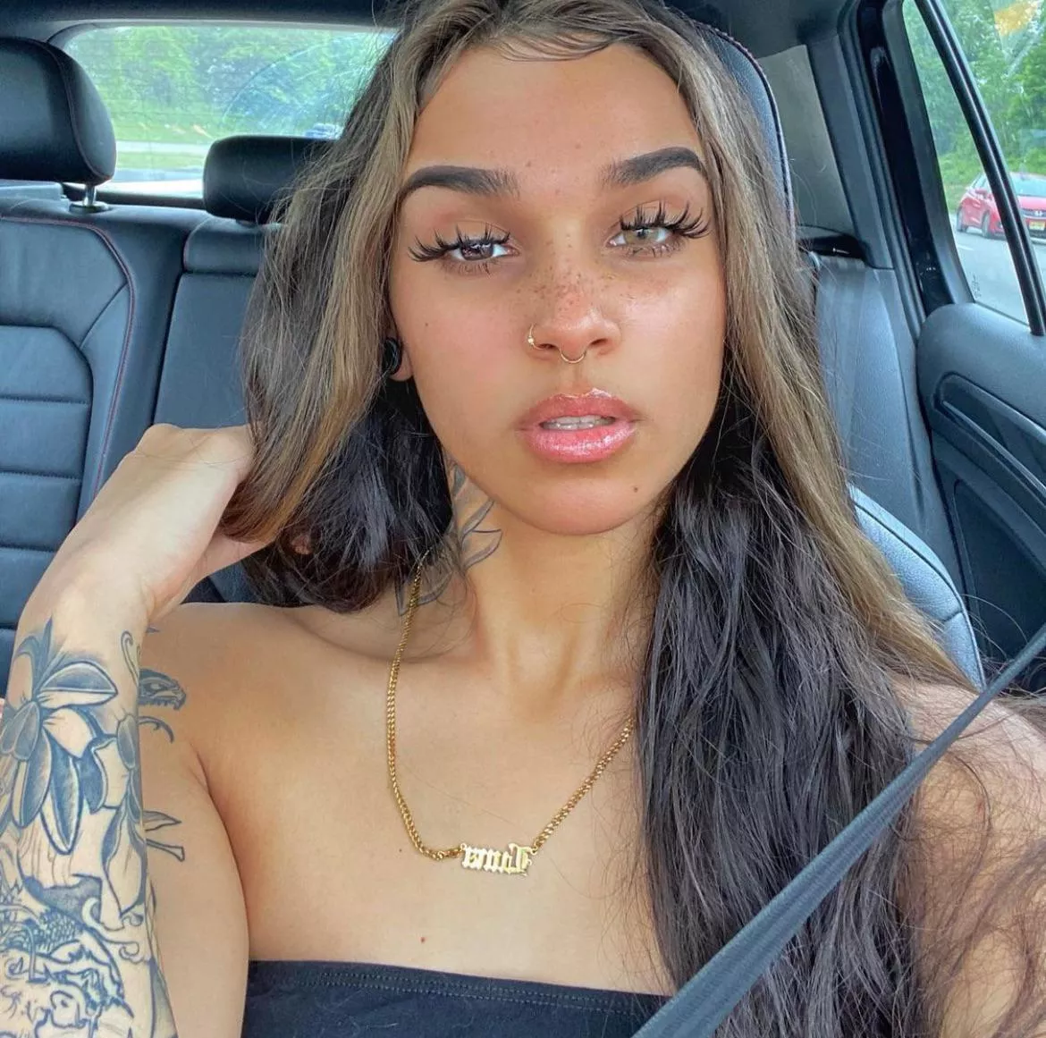 🖤 posted by ViewDesperate3226