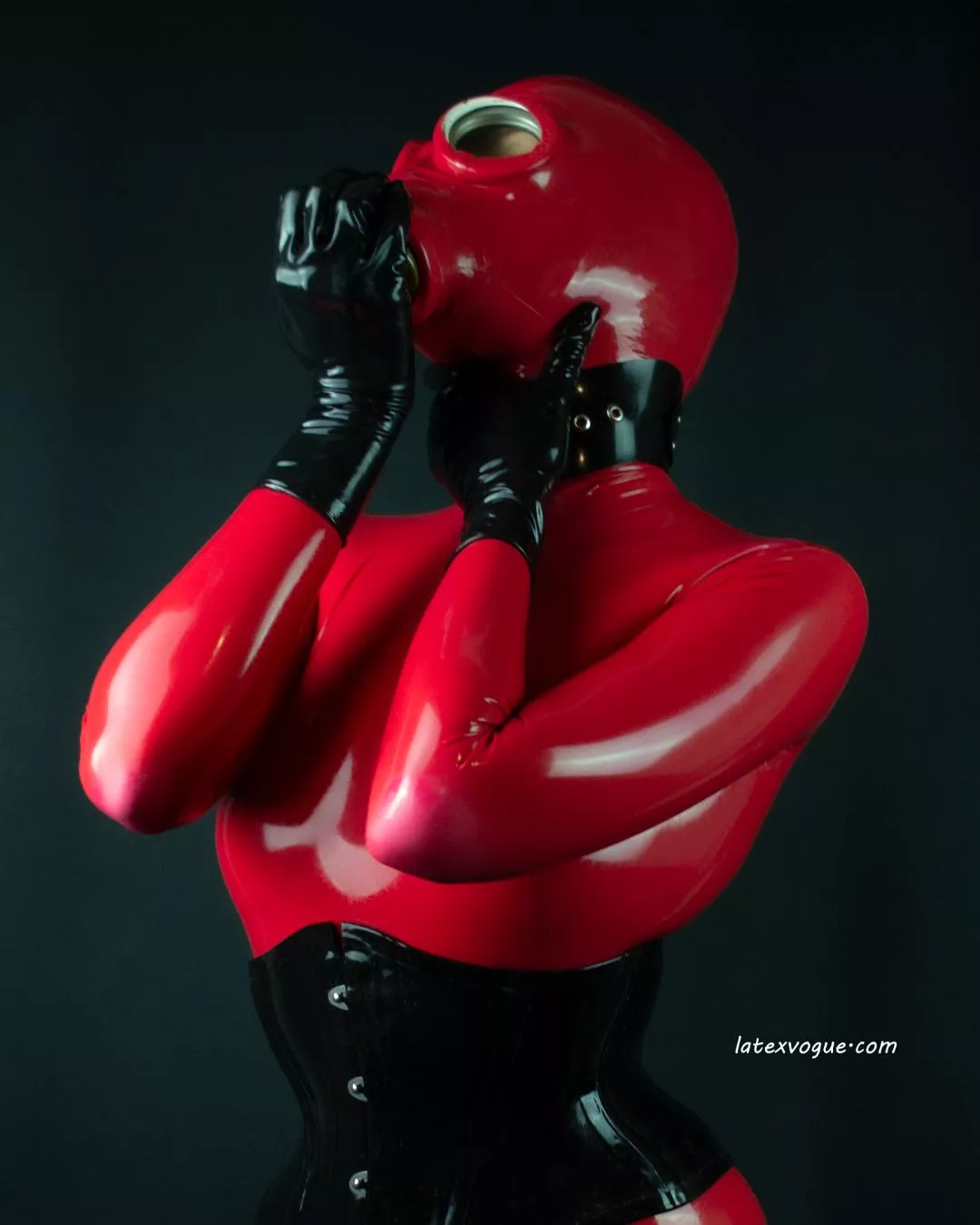 🔥👽🔥 posted by RubberTerra