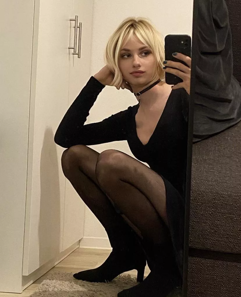 😇 posted by miy_yar