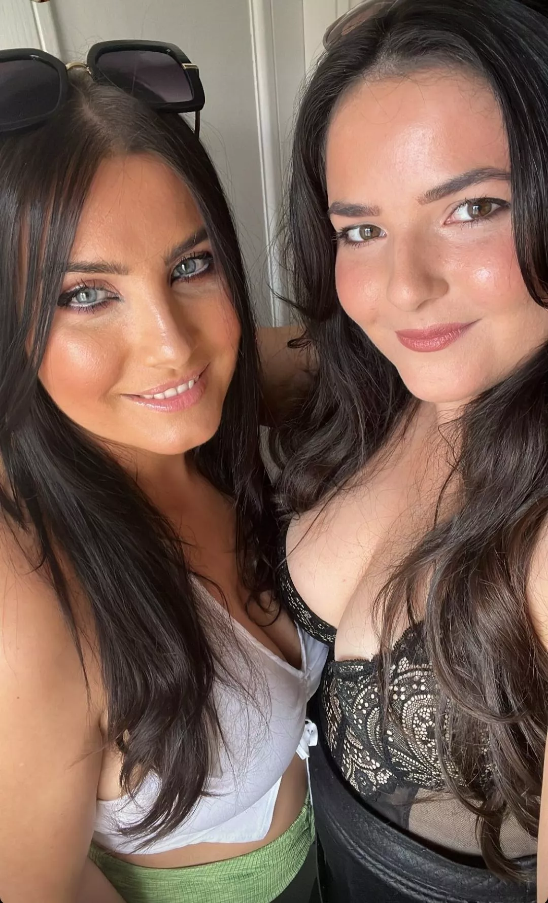 😈👀 posted by Confident-Tomato666