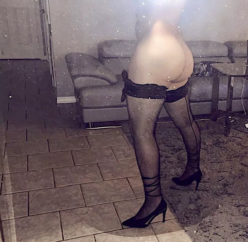 🍑👠 posted by nevervanilla4