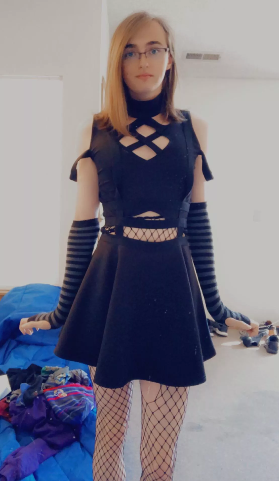 🖤 posted by Broad-Couple-2908