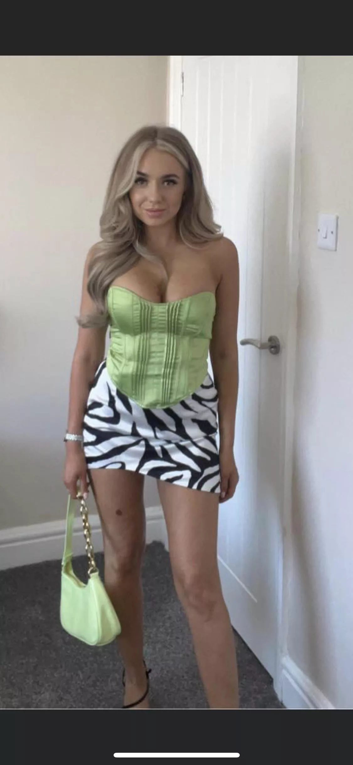 🤤 posted by Ill-Pumpkin4540