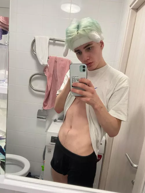 🐰🐰🐰 by R7zRzhOg