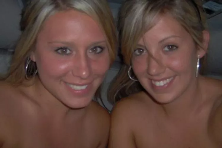 1 or 2? Which one you want? by heybbgirl